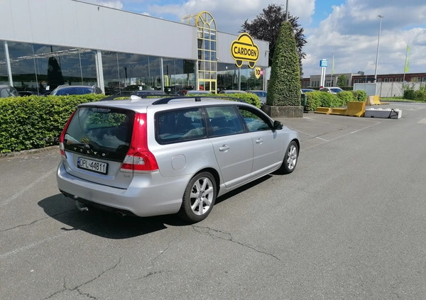 Volvo V70 cena 65000 przebieg: 129700, rok produkcji 2016 z Góra małe 79